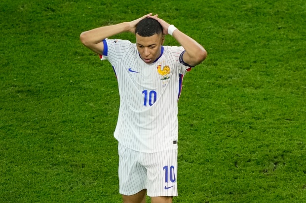 Kylian Mbappe hiện đã in dấu giày vào 11 bàn thắng sau 12 trận ở vòng đấu loại trực tiếp cho Pháp ở các kỳ World Cup và EURO (8 bàn, 3 kiến ​​tạo).