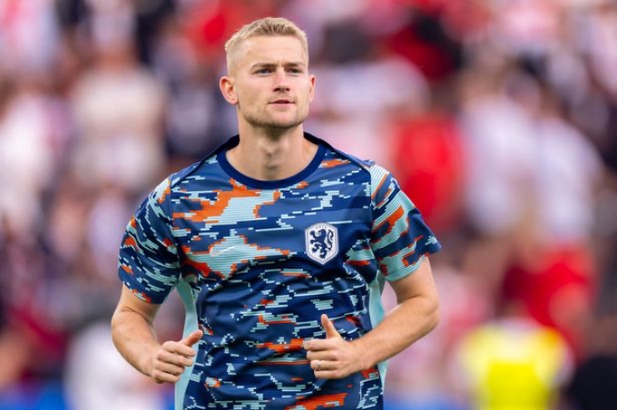 De Ligt muốn đến MU càng nhanh càng tốt.