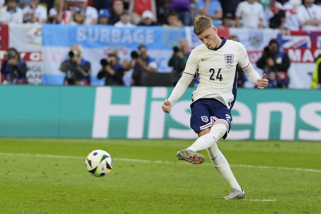 Palmer đang thi đấu tại EURO 2024.