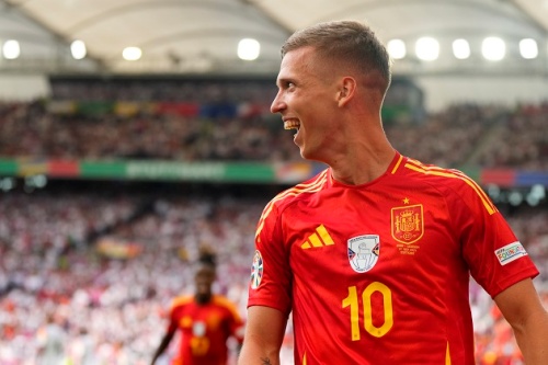 Olmo bước ra ánh sáng ở EURO 2024.
