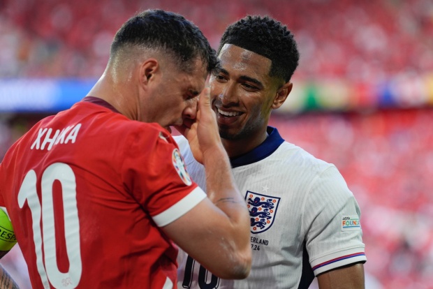 Chelsea được khuyên mua gấp Xhaka.