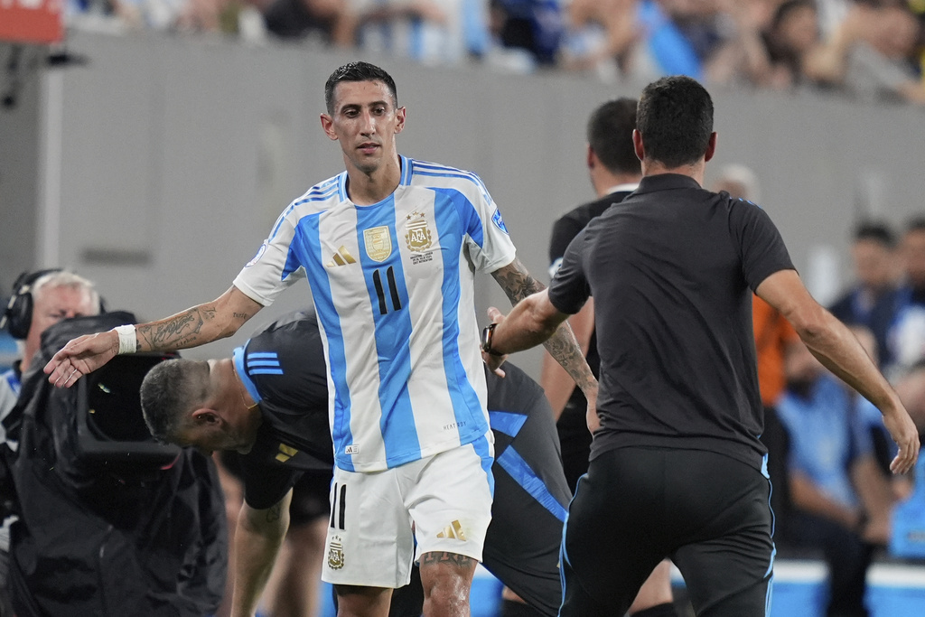 Di Maria vẫn đang chơi cho đội tuyển.