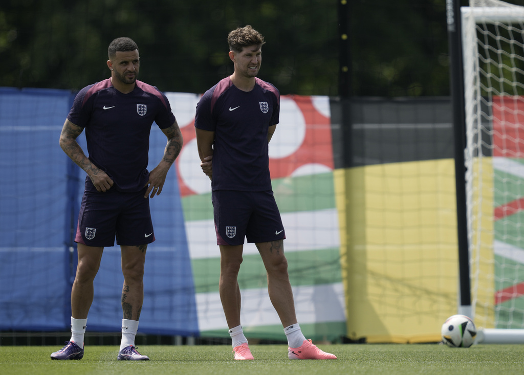 Bộ đôi ngôi sao của câu lạc bộ Manchester City sẽ đá chính sáng mai.