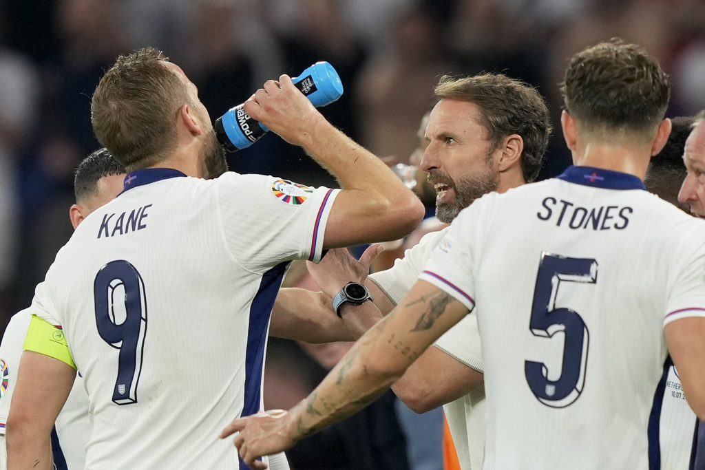 Gareth Southgate liên tục phải hứng chịu chỉ trích.