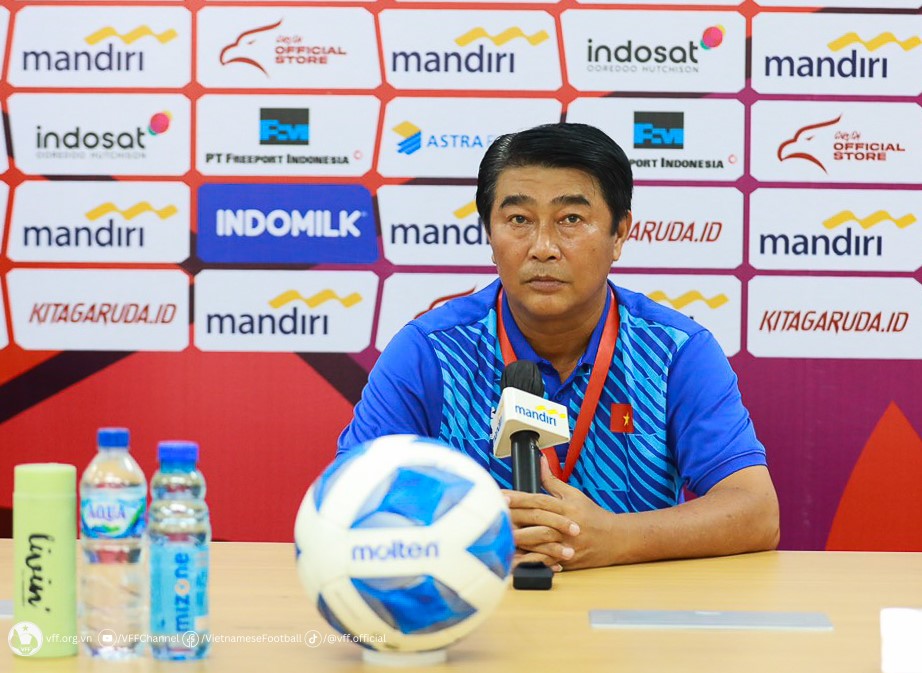 HLV Trần Minh Chiến. Ảnh: VFF.