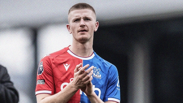 Adam Wharton là tiền vệ đầy triển vọng của bóng đá Anh.