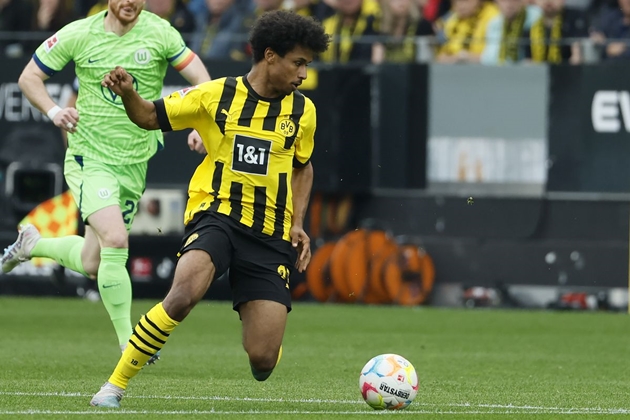 Karim Adeyemi lọt vào tầm ngắm của Chelsea.