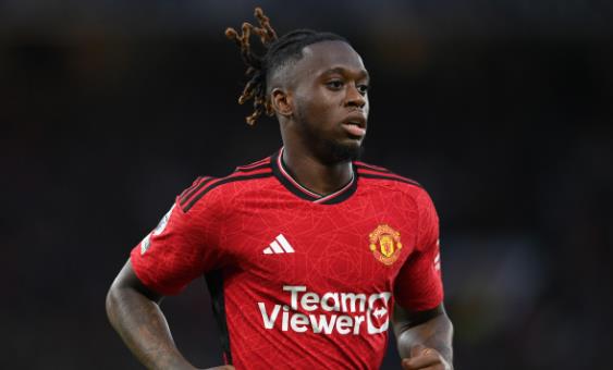 Wan-Bissaka có thể đến West Ham.