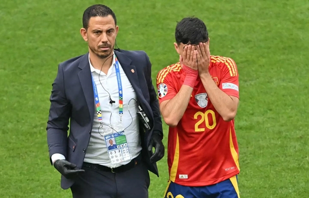 Pedri có tiền sử chấn thương tương đối dày đặc.