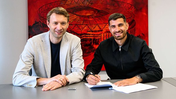 Martin Terrier đã là người của Leverkusen.