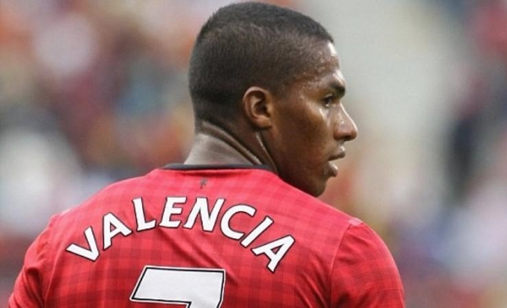 Valencia là ong thợ cần mẫn ở Man United.