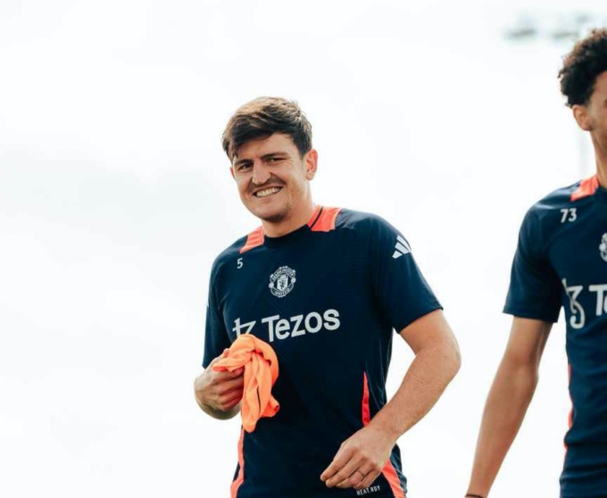 Trong khi đó, tương lai của Harry Maguire trở nên khó đoán. Trong bối cảnh Man Utd có thể mang về thêm một trung vệ mới, Maguire hoàn toàn có nguy cơ ra đi.