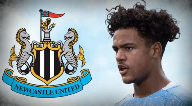Oscar Bobb có thể chuyển đến Newcastle.