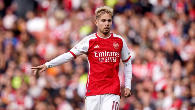 Smith Rowe không còn nhiều thời gian tại Emirates.