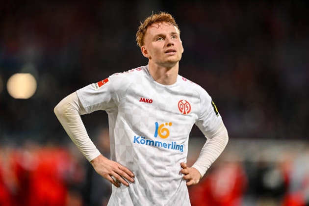 Liverpool muốn bán Sepp van den Berg với giá 20 triệu euro.