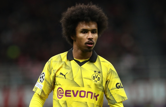 Adeyemi thi đấu ấn tượng tại Champions League.
