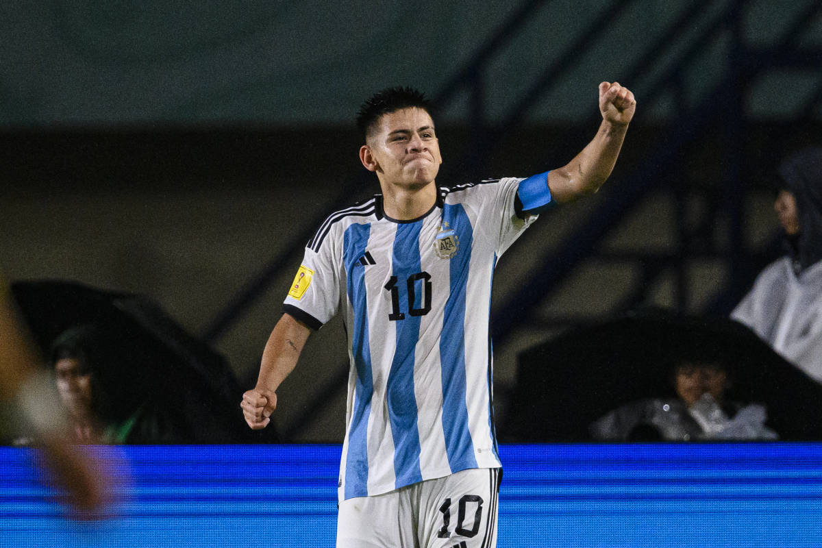 Echeverri là ngôi sao mới của bóng đá Argentina.