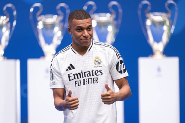 Kylian Mbappe sẽ phải thích nghi với Real Madrid.