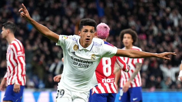 Rodriguez trong một trận đấu với Atletico Madrid.