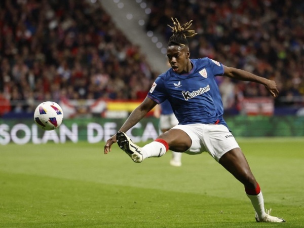Nico Williams lọt tầm ngắm Barcelona.