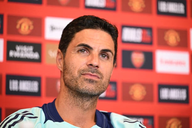 Những tính toán của Mikel Arteta giúp Arsenal tiến bộ từng ngày.