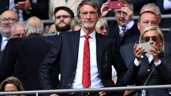 Man United cần nâng cấp mọi khía cạnh.