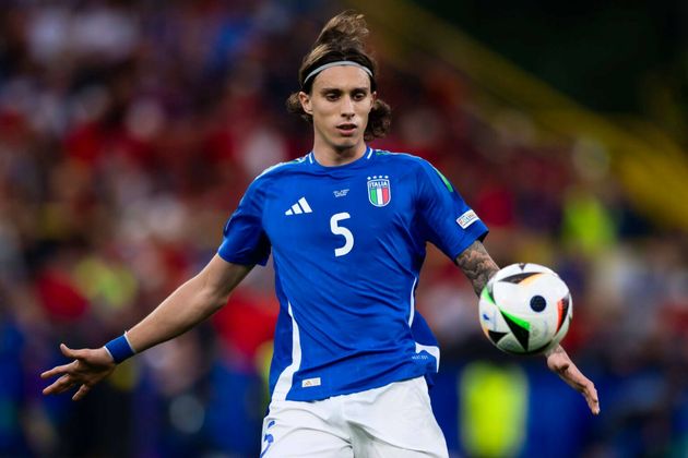Màn trình diễn ấn tượng của Calafiori tại EURO 2024 càng thúc đẩy Asernal nỗ lực hơn trên bàn đàm phán.