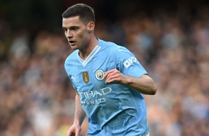 Sergio Gomez chuẩn bị chia tay Manchester City.