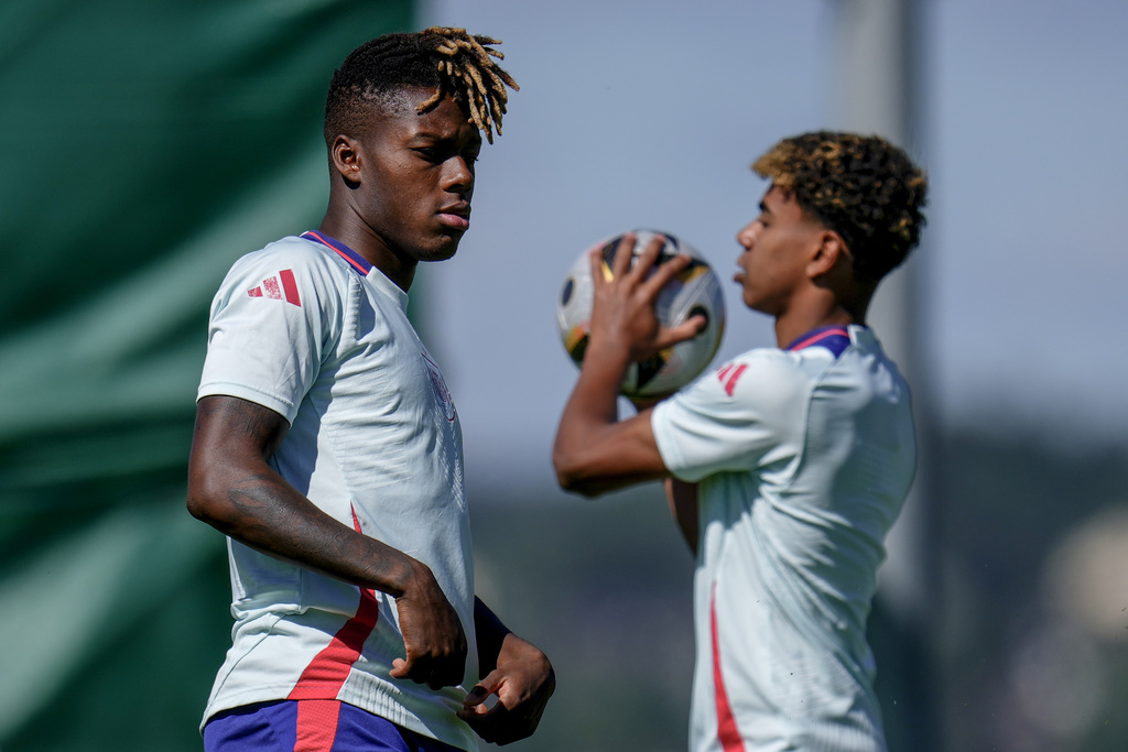 Giữa họ có sự bù trừ điểm mạnh - yếu cho nhau.