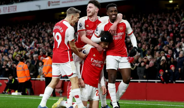 Nketiah đang đếm ngày rời Arsenal.