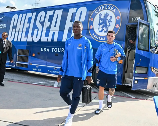 Enzo xuất hiện tại Chelsea.