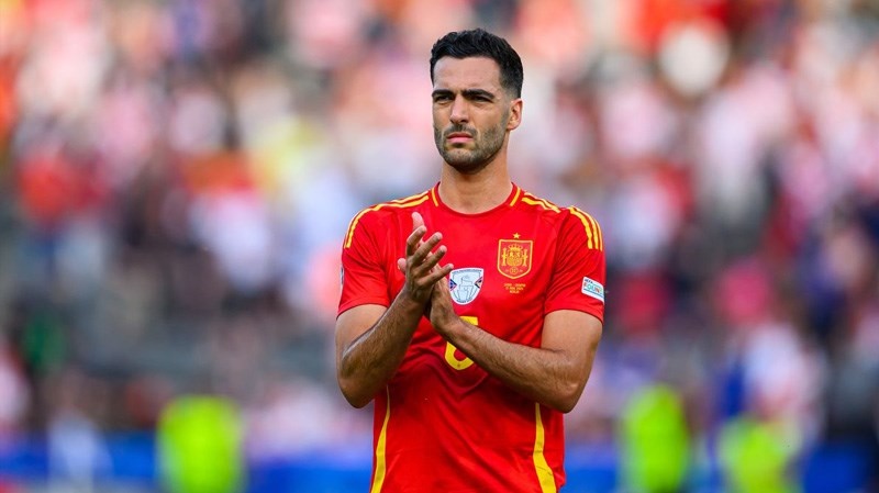 Arsenal tiến gần Merino.