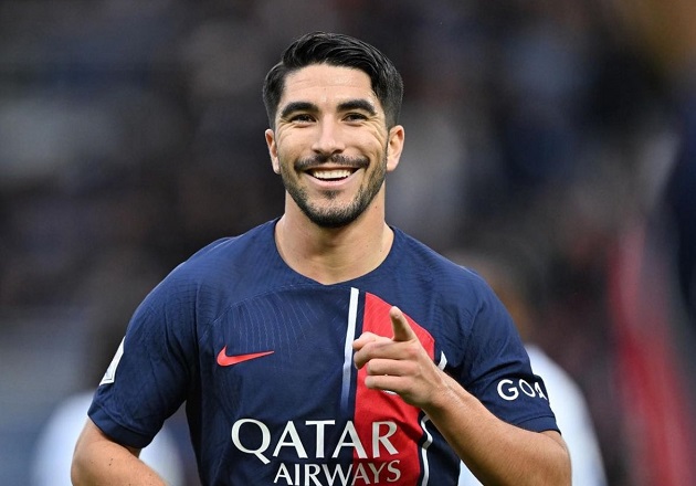 Real Sociedad muốn có tiền vệ của PSG để thay cho Mikel Merino.