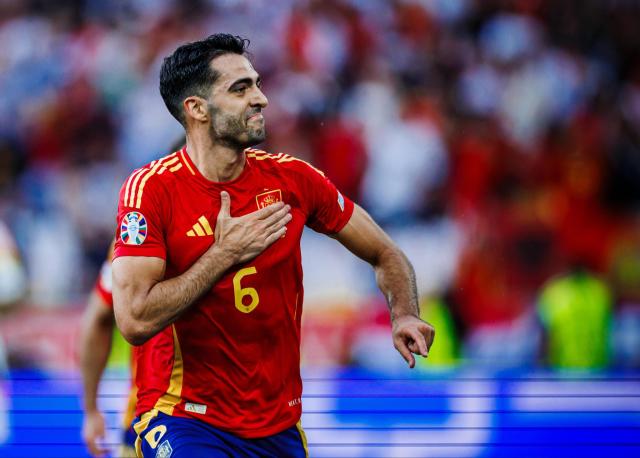 Arsenal tiến sát chữ ký của Merino.