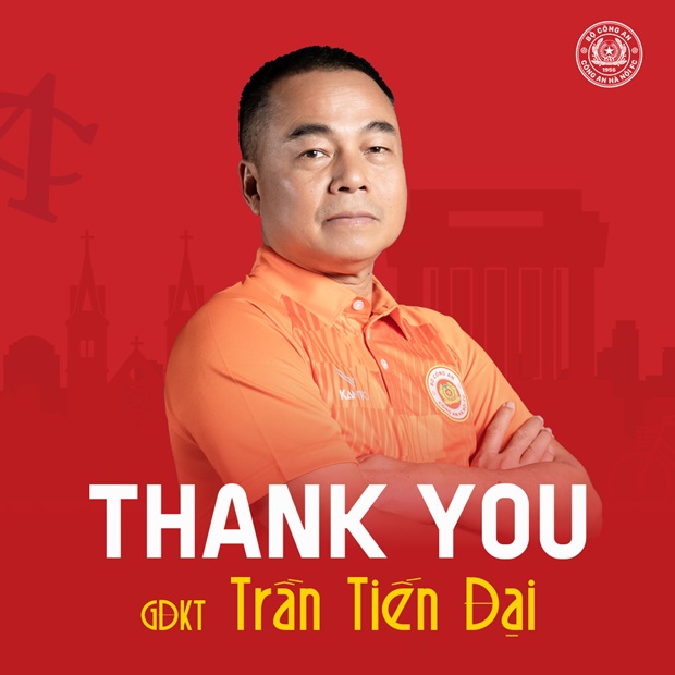 Giám đốc Trần Tiến Đại chia tay CAHN. Ảnh: CLB CAHN.
