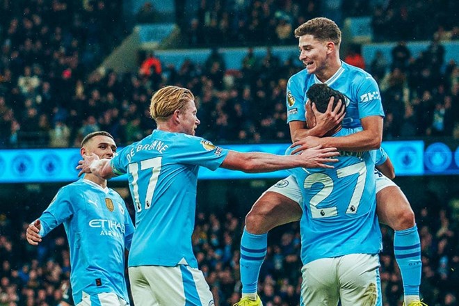 Bán Alvarez, Man City cần 2 chữ ký mới