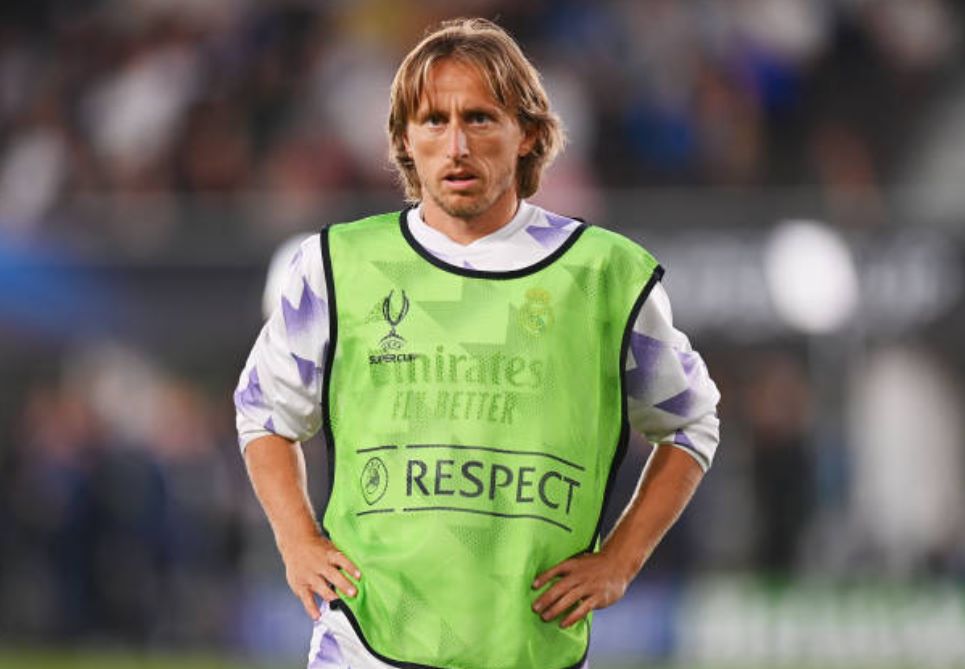 Làm được điều này, Modric sẽ đi vào lịch sử Real