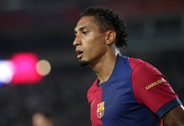 Raphinha lọt vào tầm ngắm của Manchester United.