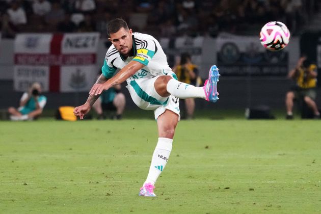 Bruno Guimaraes có màn trình diễn tốt ở các trận giao hữu mới đây.