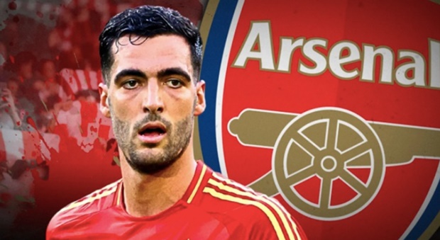 Arsenal chưa giải quyết xong vụ Merino.