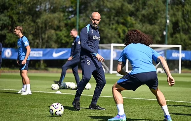 Maresca đang tiếp quản số lượng cầu thủ khủng tại Chelsea.