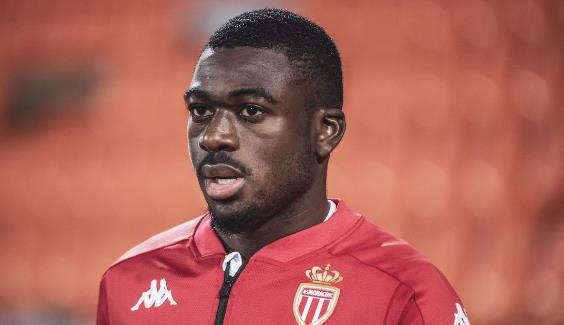 Fofana sắp đến AC Milan.