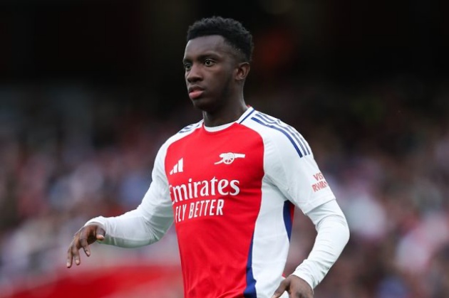 Arsenal cần hạ giá bán Nketiah để có thể chiêu mộ Merino.