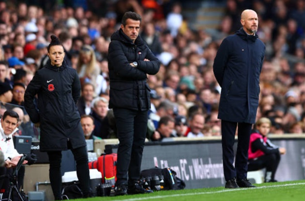Marco Silva đối mặt nhiều vấn đề sau trận thua đầu tiên của mùa giải.