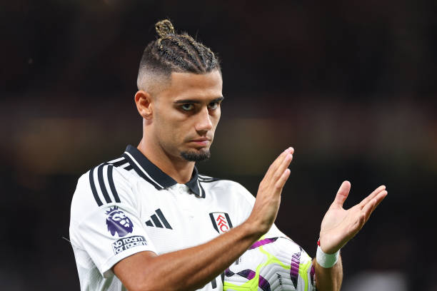Trong ngày trở lại Old Trafford, Pereira đã có một màn thể hiện xuất sắc và làm lu mờ hoàn toàn những Bruno Fernandes hay Mason Mount bên phía Man Utd.