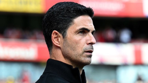 Arsenal muốn lật đổ ngôi vương của Man City.