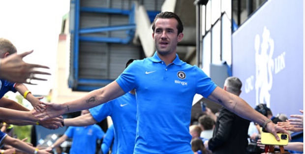 Chilwell trên đường rời Chelsea.