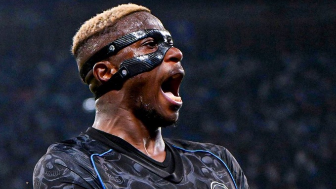 Chelsea chỉ muốn hỏi mượn Osimhen.