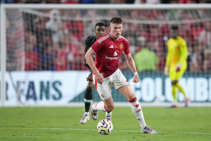 McTominay muốn rời Man United.