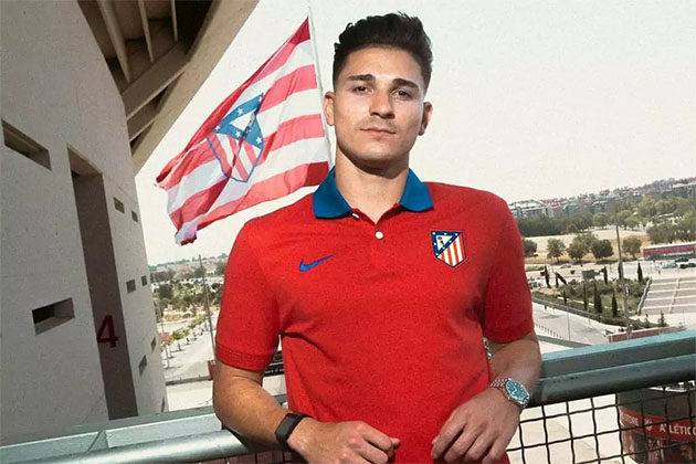 Alvarez trong ngày ra mắt Atletico Madrid.